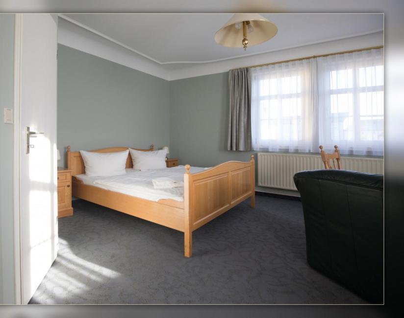 Hotel Ross Zwoenitz Exterior photo